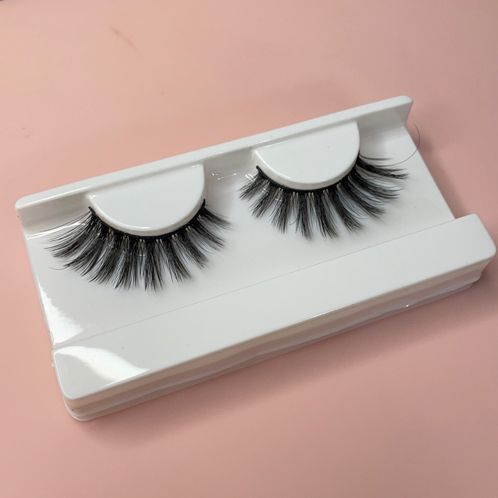 Erin Lashes